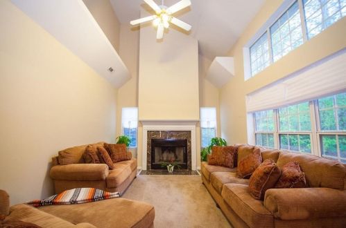2865 Fairburn Cir, Atlanta GA  30331-6000 exterior