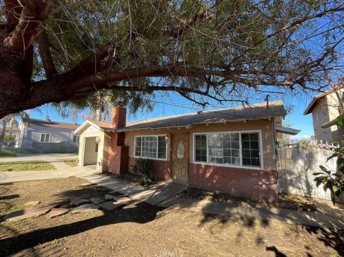 7415 Lincoln Ave, Riverside CA  92504-4623 exterior