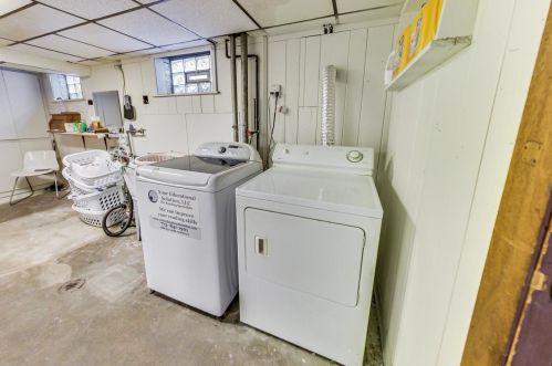 6550 Ebinger Dr, Niles IL 60714-4435 exterior