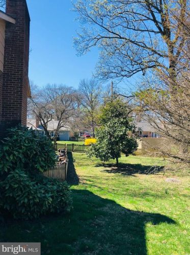 17 Friendship Ct, Charles Town WV 25414-5058 exterior