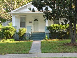 2408 Englewood Ave, Durham NC  27705-4026 exterior