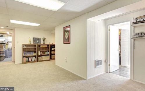 8801 Arley Dr, Springfield VA  22153-1502 exterior