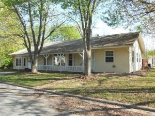 2440 Westwood Ave, Springfield MO  65807-3388 exterior
