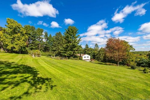 71 Slab Meadow Rd, Morris, CT 06763-1517