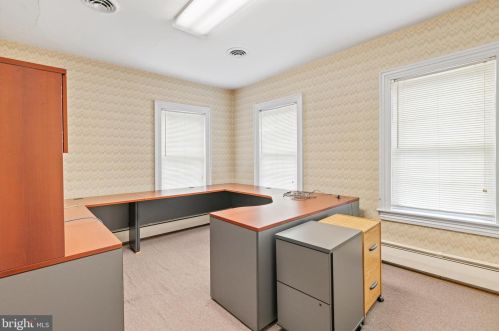 515 Carlisle St, Hanover PA 17331-2406 exterior