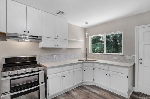 3281 Dabney Ave, Altadena, CA 91001-4231
