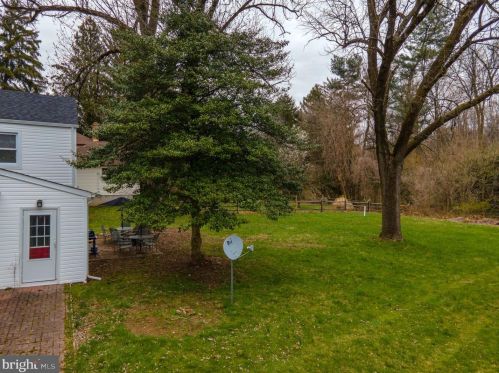 15 Delaware Ave, Trenton NJ  08628-2002 exterior