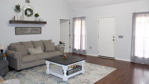 2916 Charlie Ln, Statesboro, GA 30461-6747