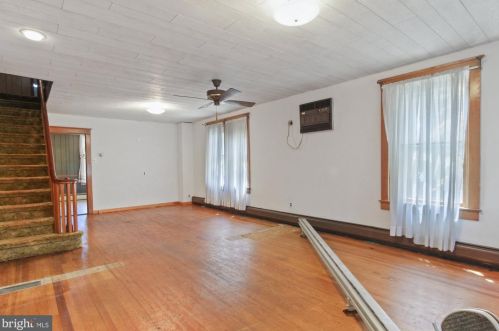 769 Midland Ave, York, PA 17403-2931