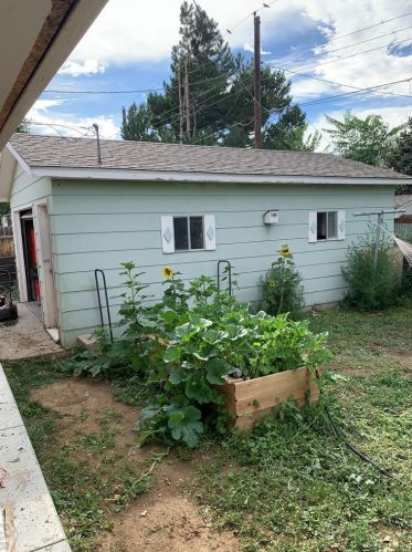 35 Bramblewood Ln, Pueblo, CO 81005-3362
