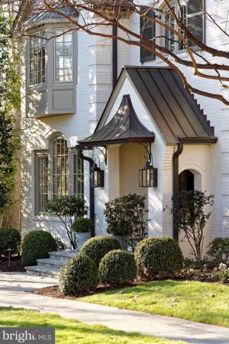 1231 Tottenham Ct, Herndon, VA 20194-1417