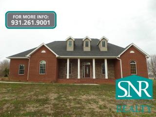 129 Lakeview Hts, Byrdstown, TN 38549-5414