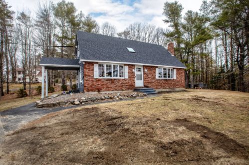 212 Pinewoods Rd, Lewiston, ME 04240-1207