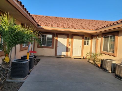428 Ramona Dr, Rialto, CA 92376-4942