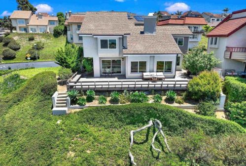 1762 Burgundy Rd, Encinitas, CA 92024-1209