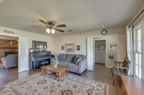 5809 Trl Lk Dr, Fort Worth TX  76133-1250 exterior