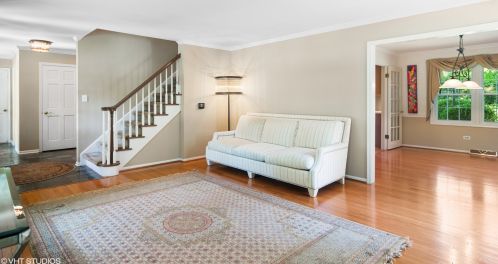 418 Providence Rd, Palatine, IL 60074-3859