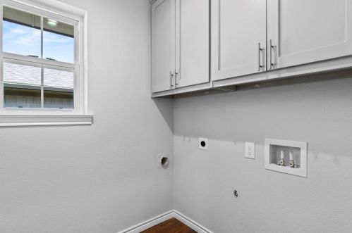 7405 Foxworth Dr, Dallas TX  75248-3037 exterior