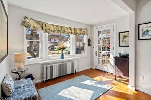 39 Parmelee Ave, Paterson, NJ 07506-2910