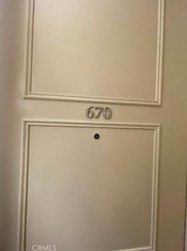 670 Caruso Ave, Glendale CA  91210-1519 exterior