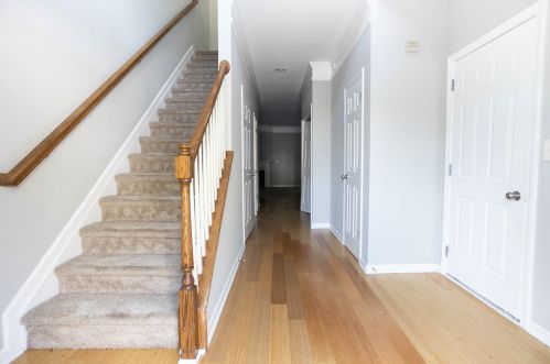 4997 Lower Elm St, Atlanta GA  30349-1677 exterior