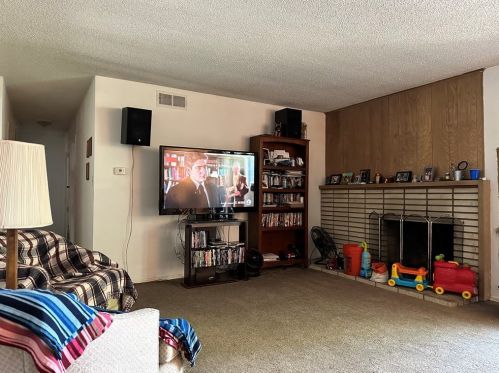 6031 Dudman Ave, Garden Grove, CA 92845-2113