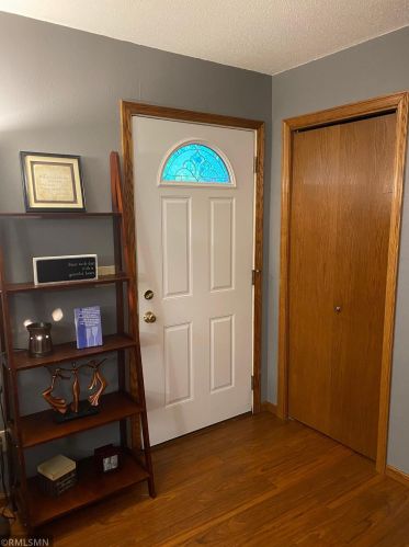 460 9 1/2 St, Sauk Rapids, MN 56379-2216