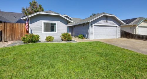 1537 Amber Leaf Way, Lodi, CA 95242-4404