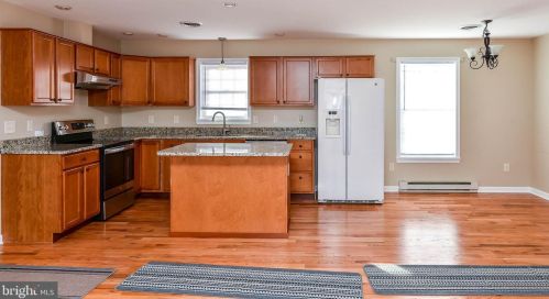 229 Parry Dr, Falling Waters WV  25419-4565 exterior