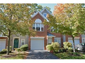 3 Henry Ct, Plainsboro, NJ 08536-2038