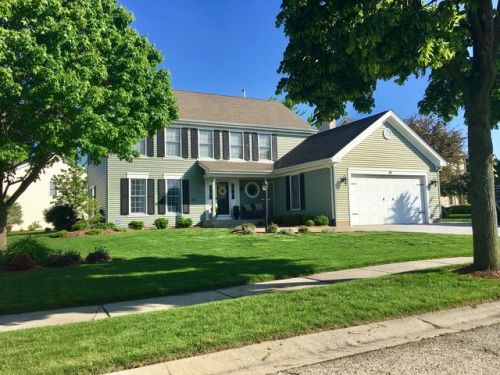 14 White Oak Ct, Barrington Hills, IL 60102