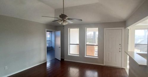 579 Trout St, Rockwall TX  75032-6332 exterior