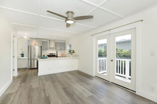 3036 Monsarrat Ave, Honolulu HI  96815-4439 exterior