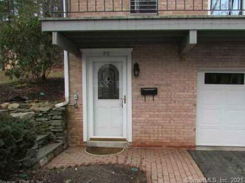 86 Hunter Ct, Torrington, CT 06790-2818