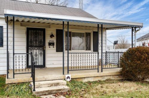 2516 Dellwood Dr, Springfield OH  45505-2531 exterior