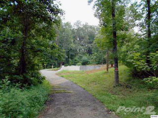 3240 Bent Rd, Kodak, TN 37764-2313