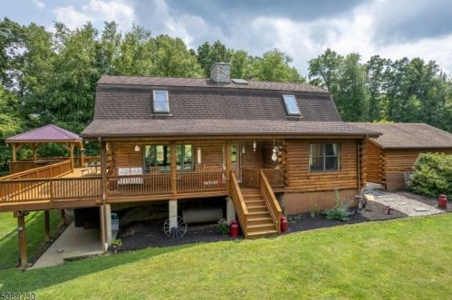 32 Jenny Jump Ave, Great Meadows, NJ 07838-2416