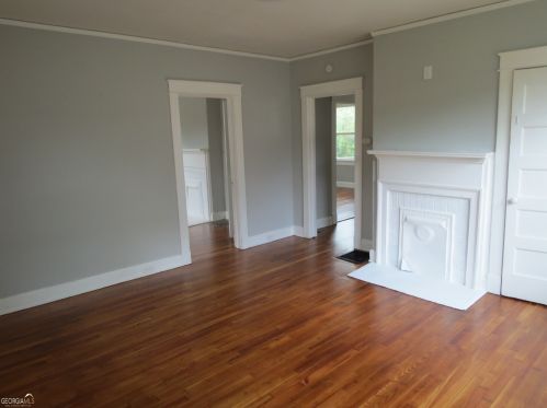 327 E St, Thomaston, GA 30286-3007