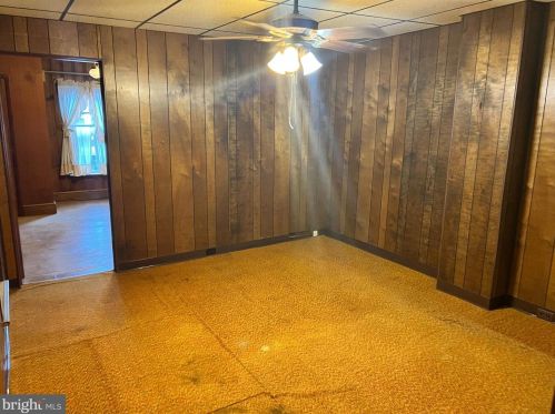 239 Pine St, Lancaster PA  17603-3434 exterior