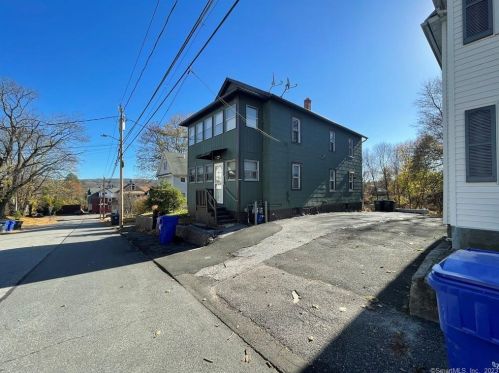 29 Roosevelt Ave, Torrington CT  06790-6238 exterior
