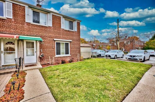 6229 Ravenswood Ave, Chicago, IL 60660-1001