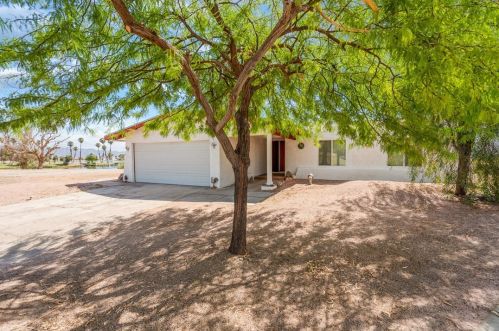 44281 Shasta Dr, Desert Center, CA 92239-3616