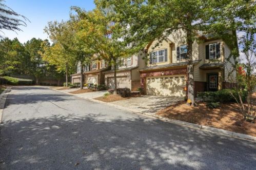 1951 Bay Beauty Ln, Austell, GA 30106-8254