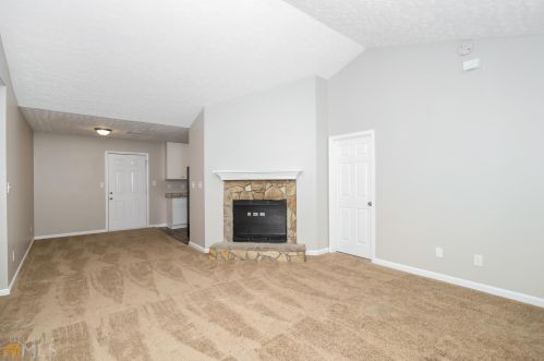 105 Woodridge Dr, Stockbridge GA  30281-1704 exterior