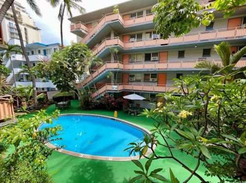 417 Nohonani St, Honolulu, HI 96815-5545