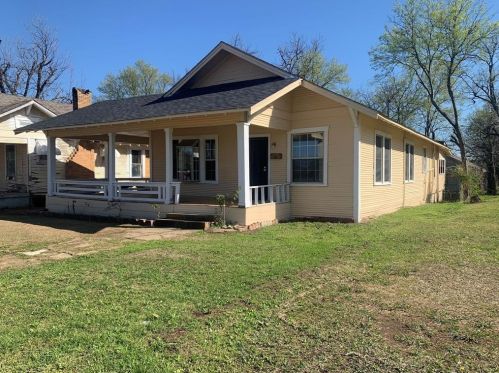 1340 Richmond Ave, Fort Worth, TX 76104-6115