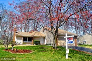 418 Sugarland Run Dr, Dulles VA  20164-1327 exterior