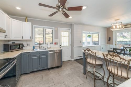 11 Appio Dr, Dover NJ  07869-2401 exterior