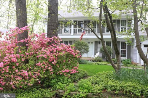 10822 Burr Oak Way, Springfield, VA 22015-2417