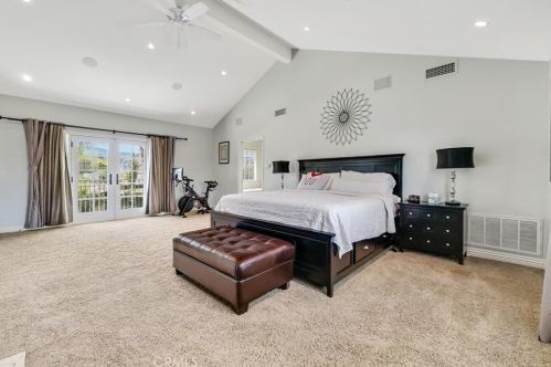 6128 Baja Dr, Anaheim CA  92807-4048 exterior